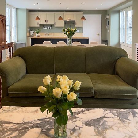 Converted Victorian Coach House With Hot Tub Stewartstown Exterior foto